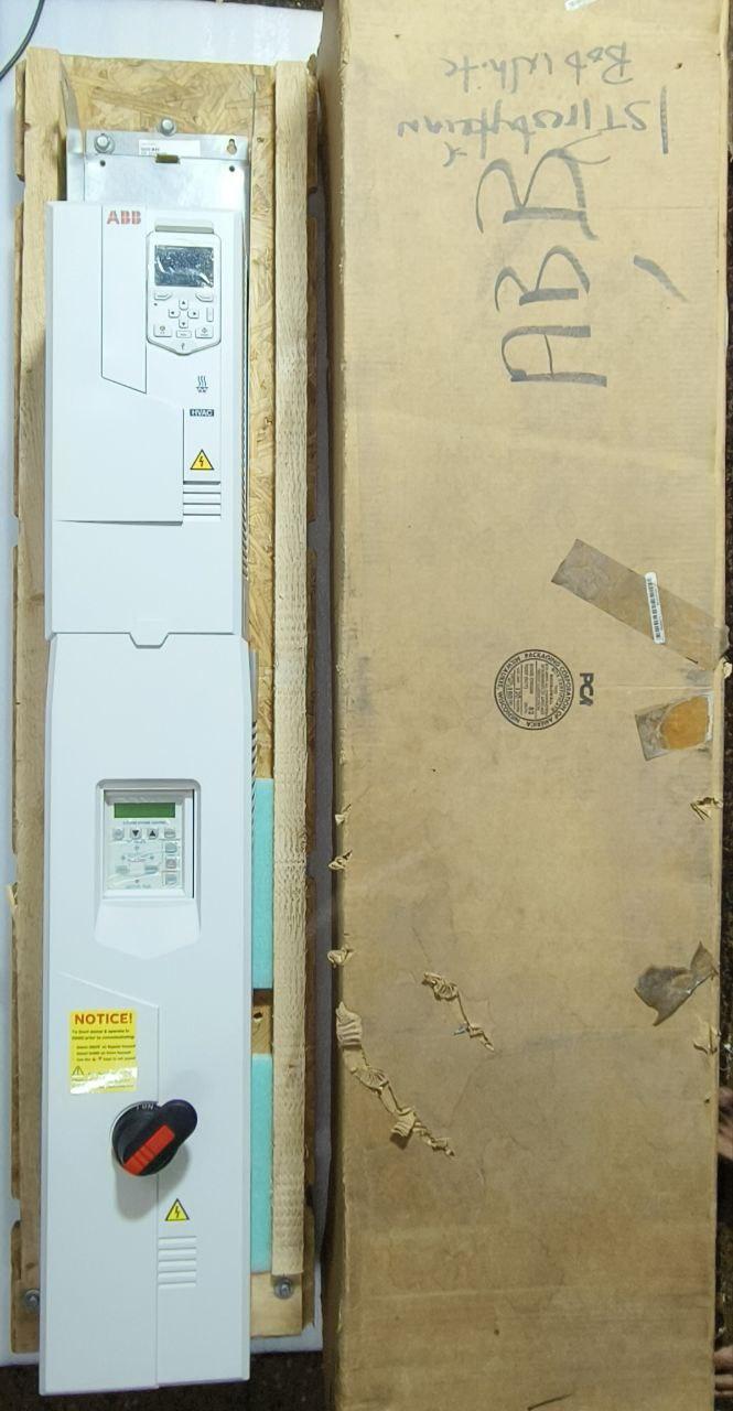 ABB ACH580-VCR-046A-2 HVAC VARIABLE FREQUENCY DRIVE 15HP 46A 240VAC 3PH 50/60HZ