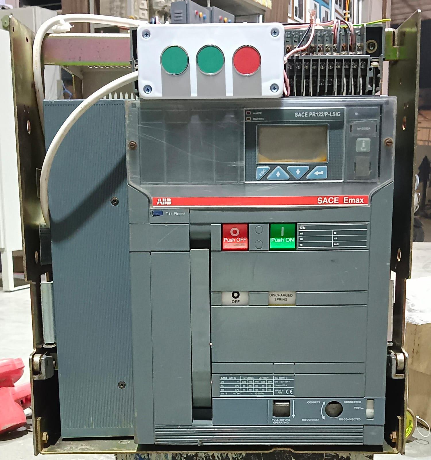 ABB SACE E2N 20 PR122/P-LSIG 2000A 4POLE AIR CIRCUIT BREAKER 220V 