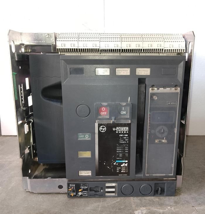L&T AIR CIRCUIT BREAKER ACB 1000AMP 4 POLE 