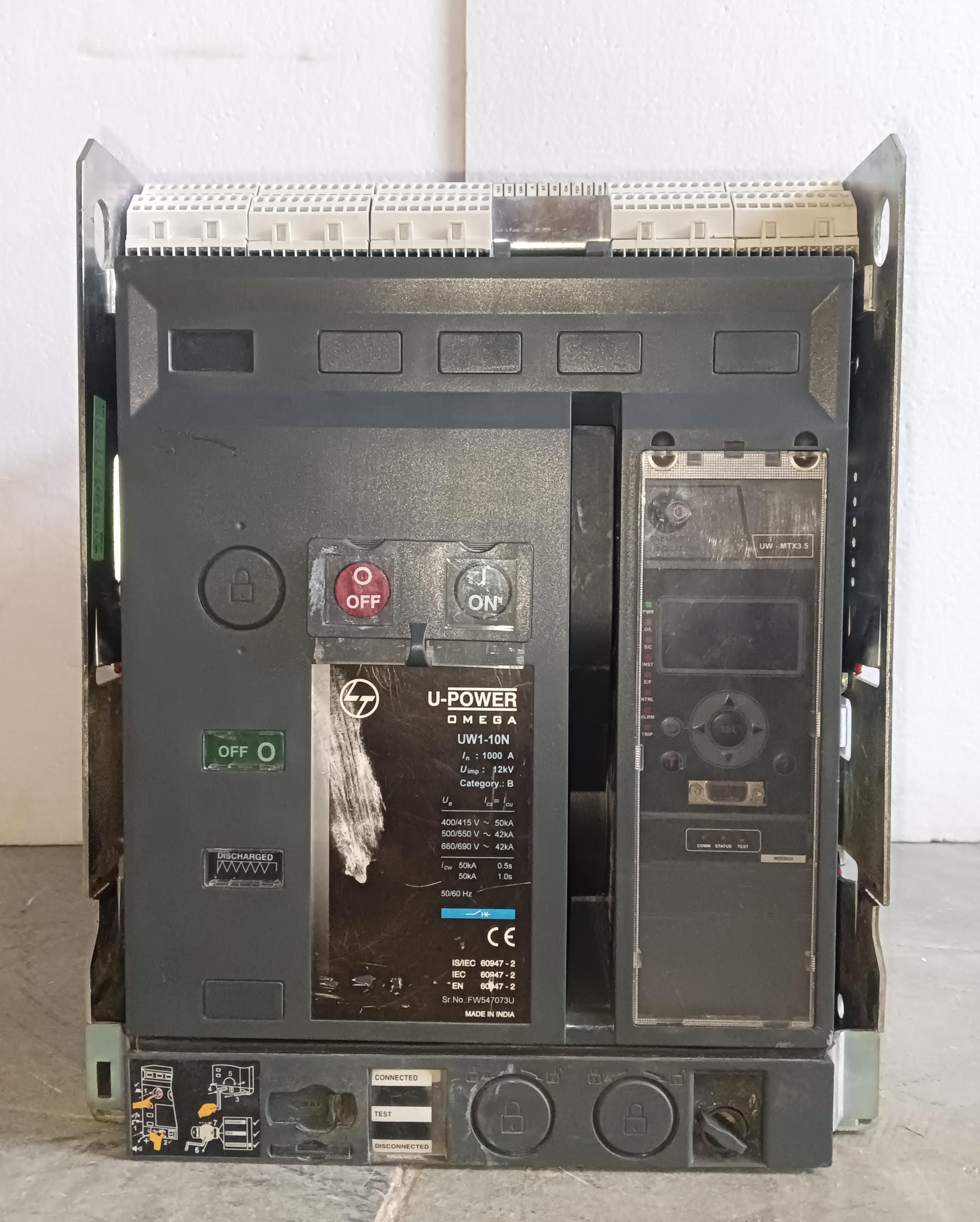 L&T OMEGA UW1-10N AIR CIRCUIT BREAKER 1000 AMP 3 POLE 
