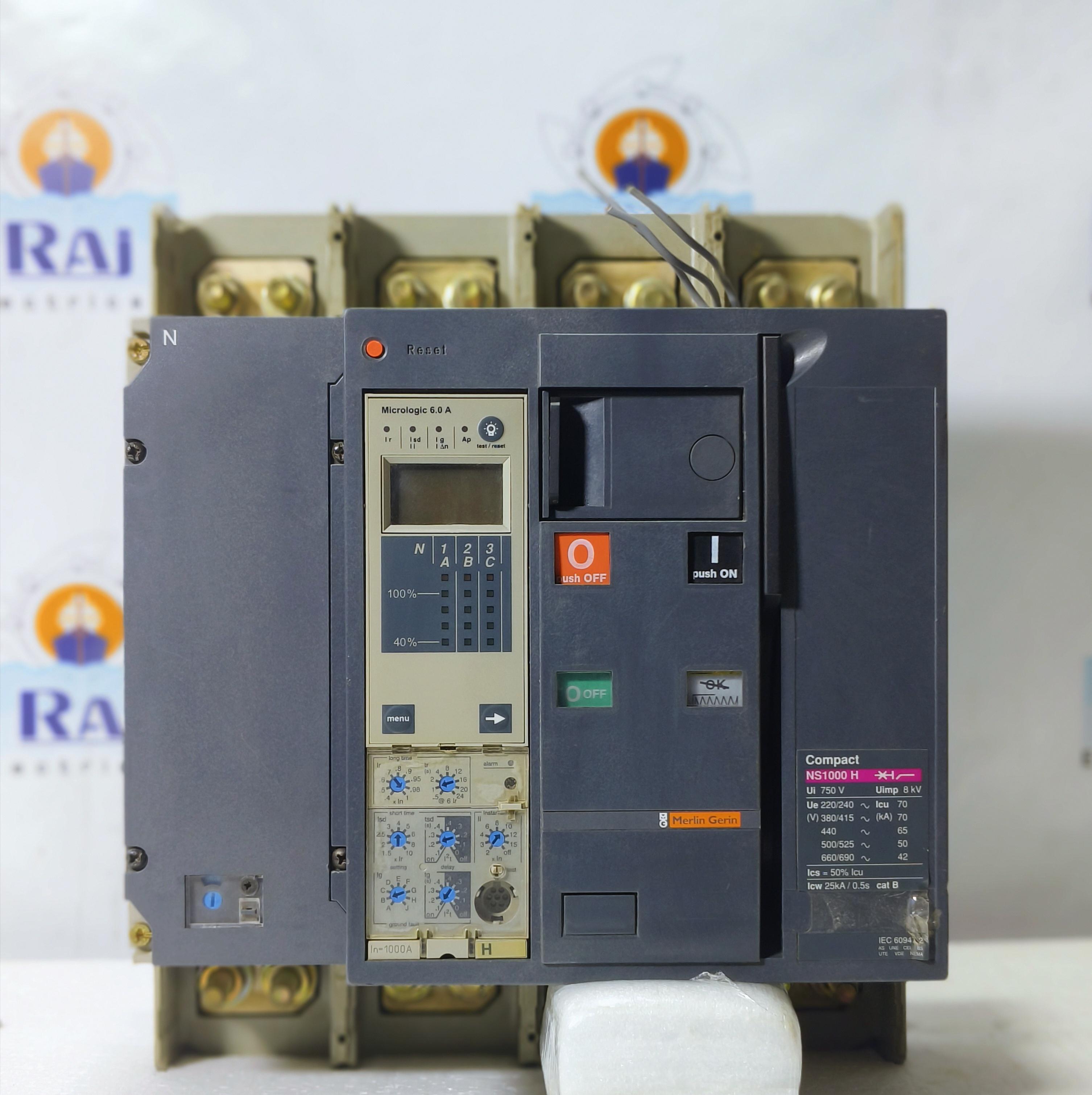 MCCB (Molded Case Circuit Breakers)