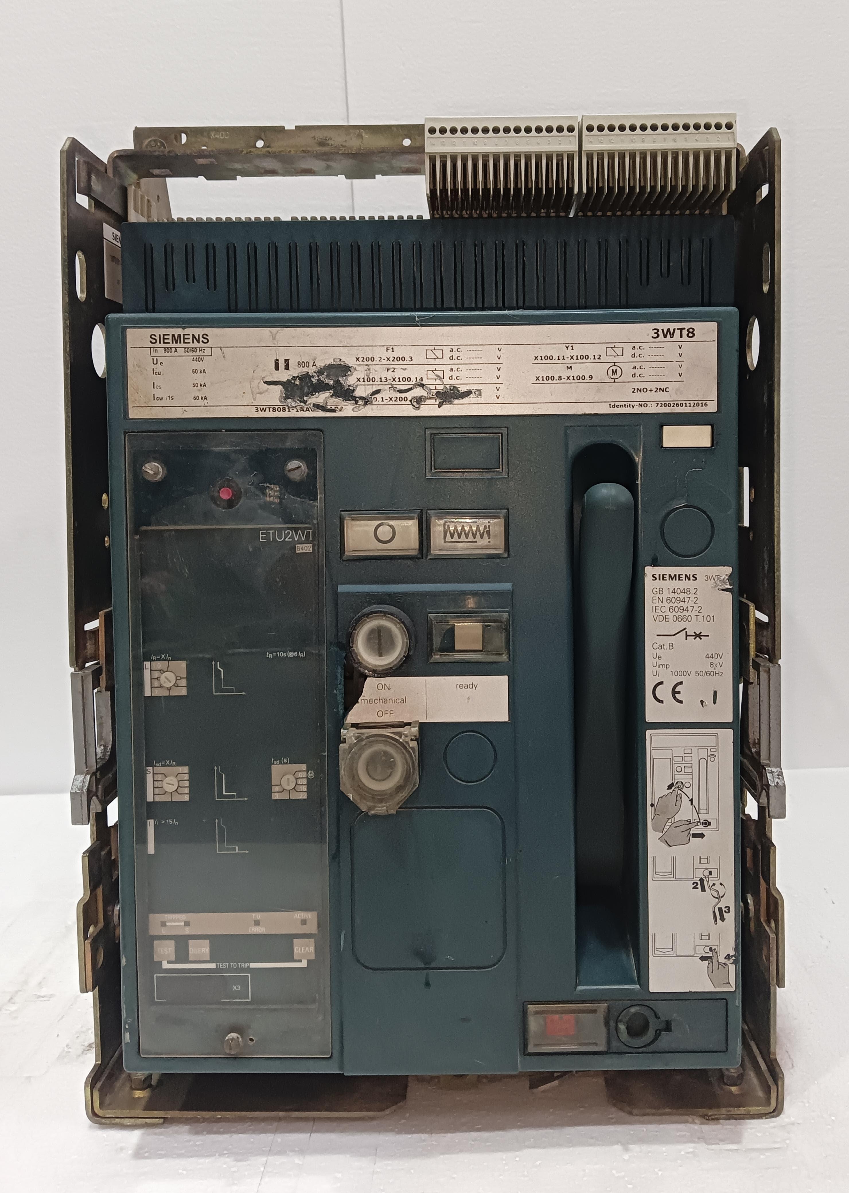 SIEMENS 3WT8081-1AA08-5AB2 800 AMP 3 POLE AIR CIRCUIT BREAKER